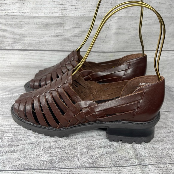 Women’s 8 KB & Co. Brown Betty Leather Rubber Sole Huaraches Sandals. - Picture 4 of 8
